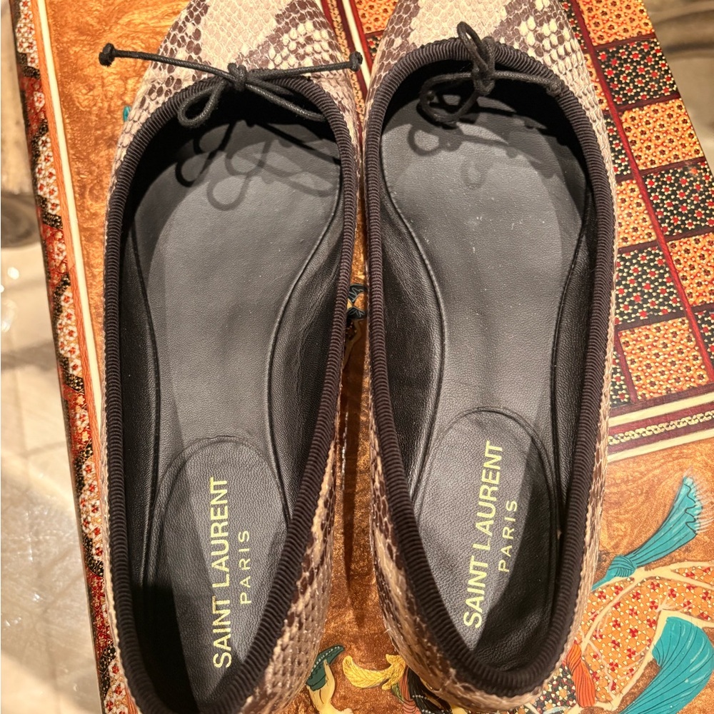 Saint Laurent Brown & Beige Snake-Print Leather Ballet Flats - Picture 6 of 6